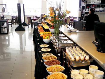 Hotel Quorum Golf, Tenis & Spa คอร์โดบา ภายนอก รูปภาพ