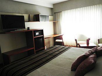 Hotel Quorum Golf, Tenis & Spa คอร์โดบา ภายนอก รูปภาพ